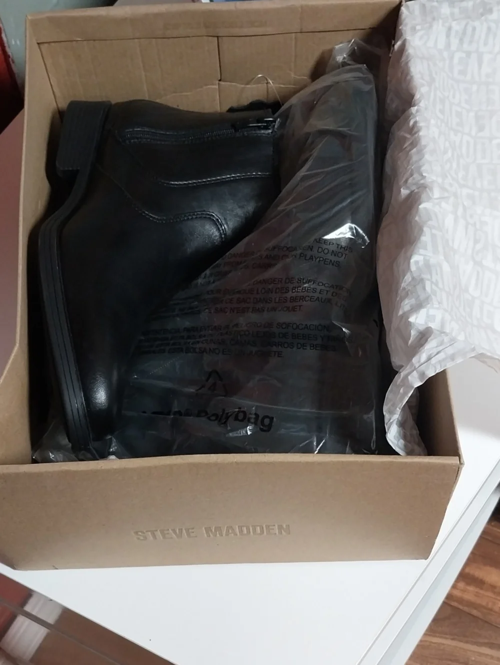 Clarks Black Leather Chukka Boot with Side Zip